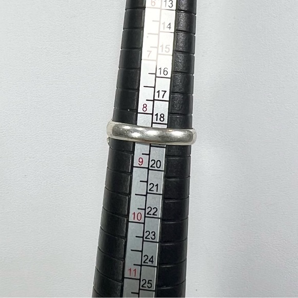 Rough Chevron Amethyst 925 Gemstone Ring size 8.25 - Picture 3 of 5